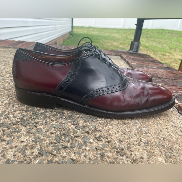 Men’s Allen Edmonds Dress Shoes - Picture 4 of 10
